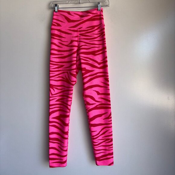 BEACH RIOT Ayla Ribbed High Rise Leggings Size Medium Pink - Picture 3 of 11